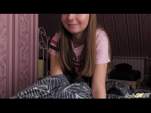 ❤️ Blondi imee hänen BFF:nsä syvälle ja saa spermaa suuhunsa ❌ Seksi at fi.dreamlandpassionfever.ru